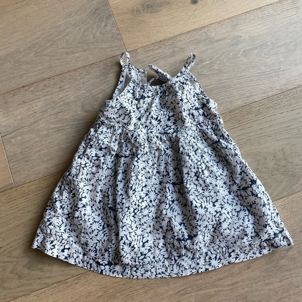 Baby gap adorable dress